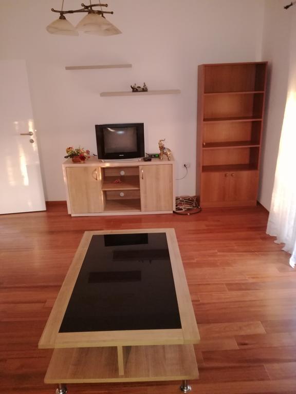 Apartman Any Bar Exterior photo